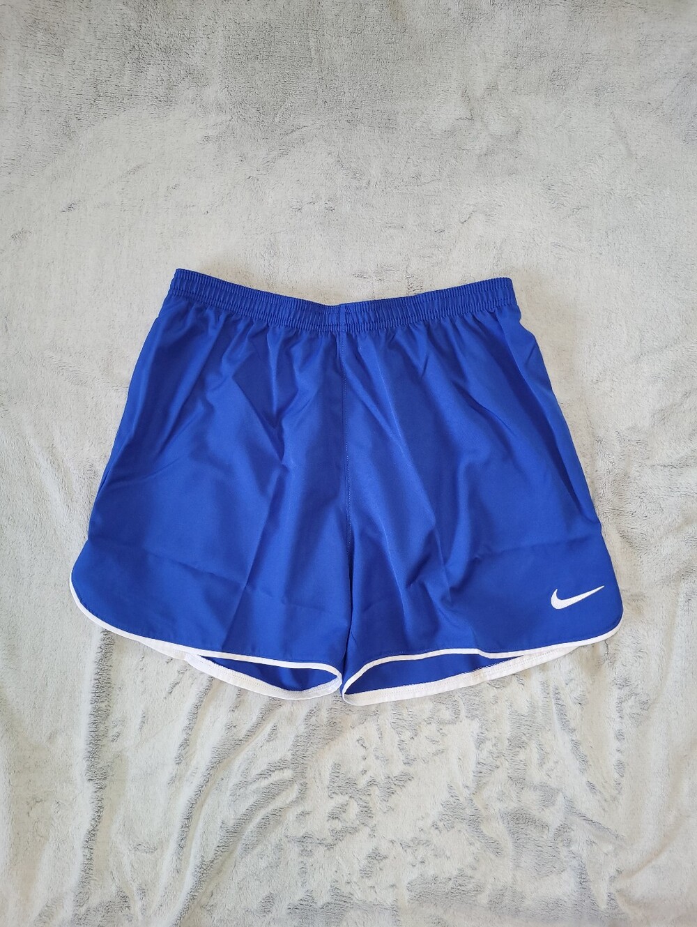Nike Womens Medium Laser V Shorts Slim Fit Soccer Dri-FIT Blue & White DH8302